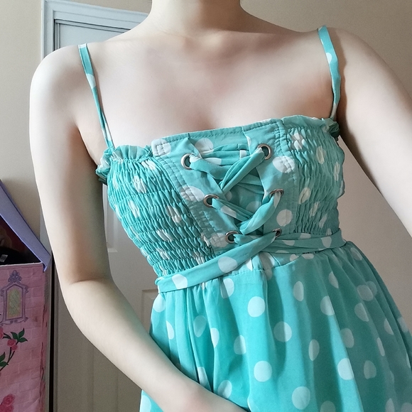Green polka dot mini dress - Picture 4 of 9